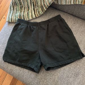 Brandy Melville Rosa Fleece Sweatshorts Green